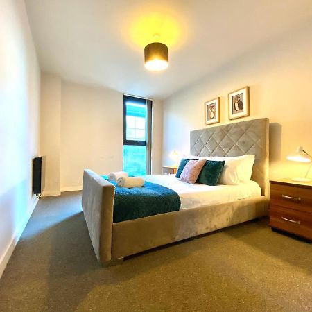 Blonk Street - Luxury Two Bedroom Apartment Шеффілд Екстер'єр фото
